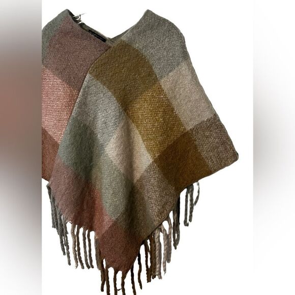 Buffalo Plaid Poncho Muted Pastels - Picture 5 of 5